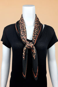 FennySun Women Fashion Leopard Print Square Scarf